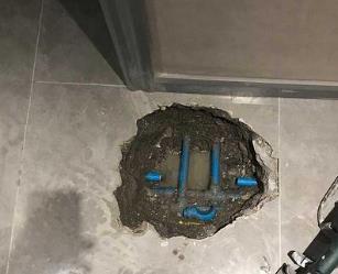 绥中阳台漏水维修公司分享下暖气管道漏水的原因有哪些